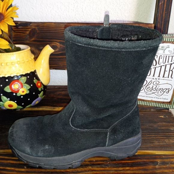 EUC Cabela's Lined Hiking Boots - Picture 8 of 10